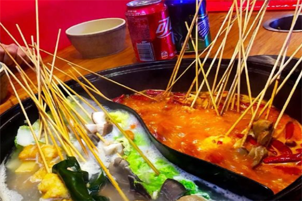 串太吉藤椒串串火锅产品 门店图片