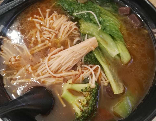 姥娘麻辣烫