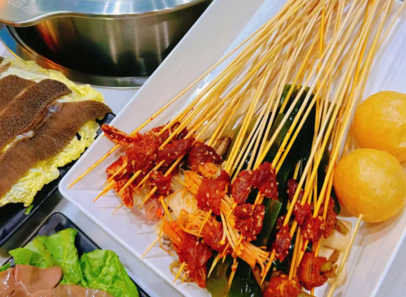 屋头串串香