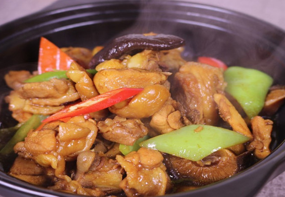 小厨黄焖鸡米饭