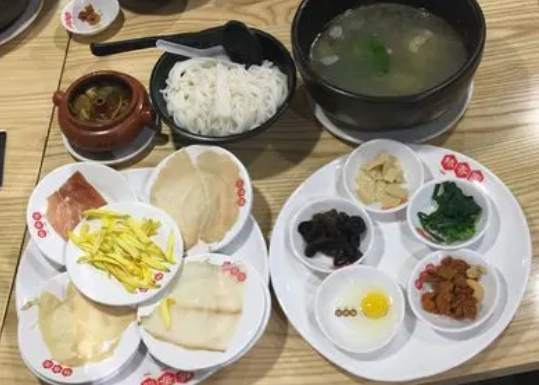 远香园云南过桥米线
