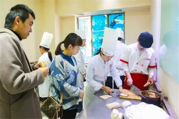 德志小吃培训产品 门店图片
