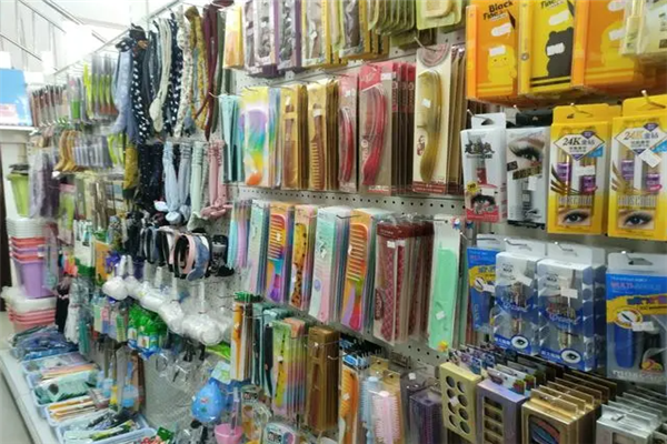 领源商贸产品 门店图片