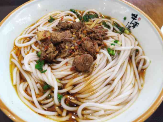 一家牛聋子米粉店多少钱？怎么样
