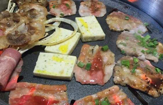 金迈圆烤肉