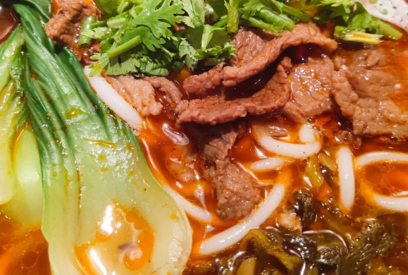 鑫花溪牛肉米粉