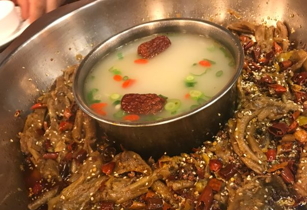 鸭掌门火锅