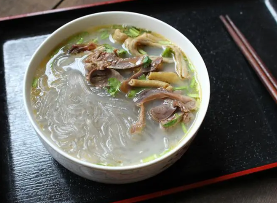 土味老鸭粉丝汤