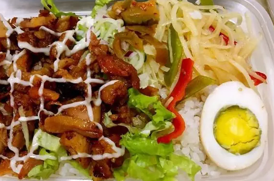 有一家烤肉饭