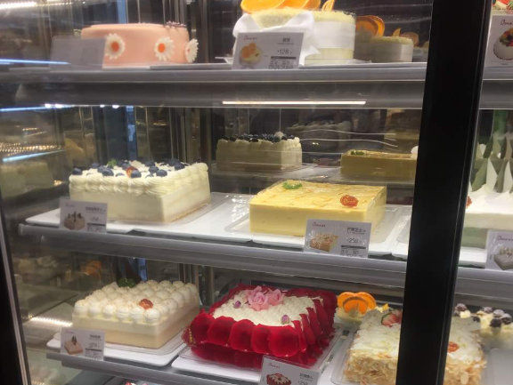 欧文蛋糕店
