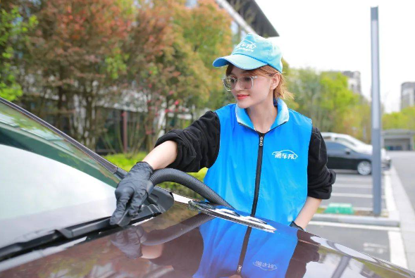 潮车邦上门洗车