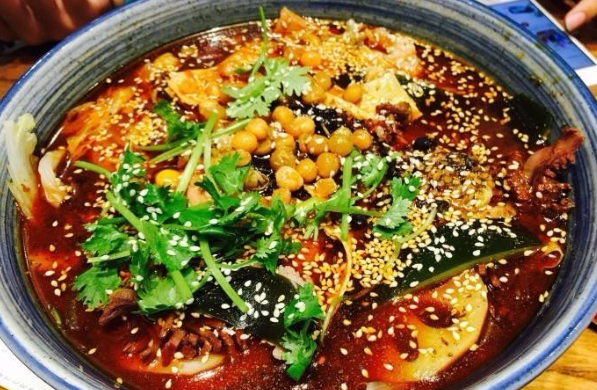 一锅一盆冒菜