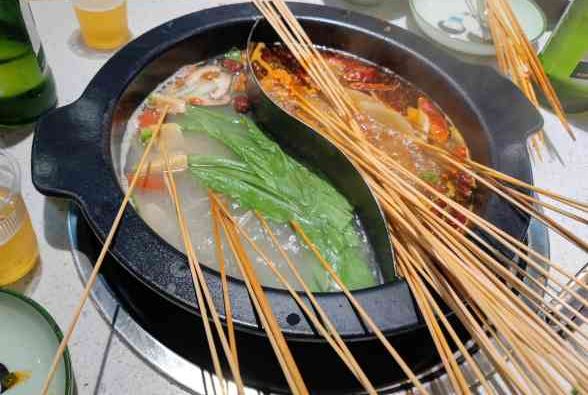 三毛不涮串串