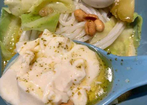 苗南村豆花米线