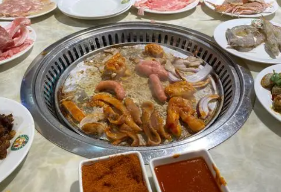 金汉斯烤肉自助餐