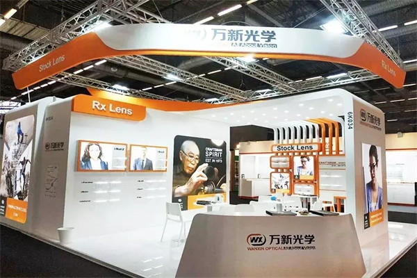 万新光学眼镜产品 门店图片