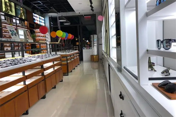 新视线眼镜产品 门店图片