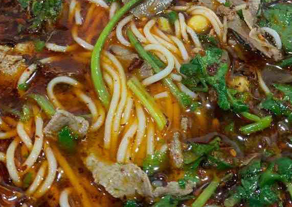 向佳羊肉粉