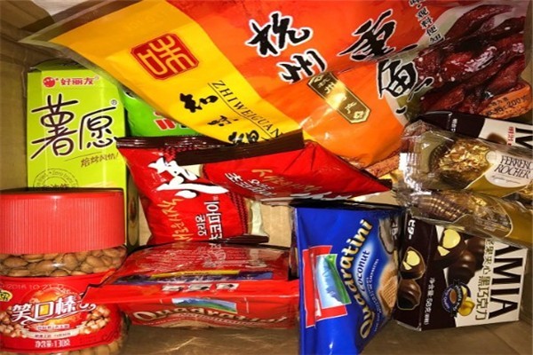 嘀哩零食产品 门店图片