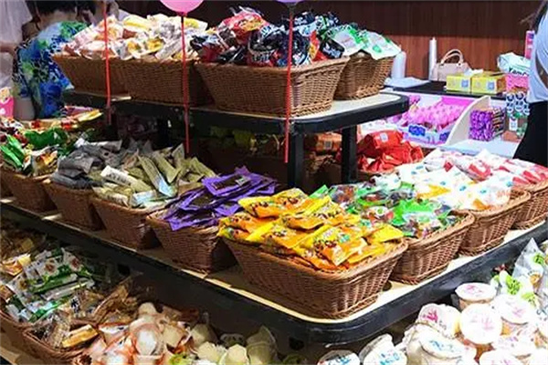 锁味索味零食产品 门店图片