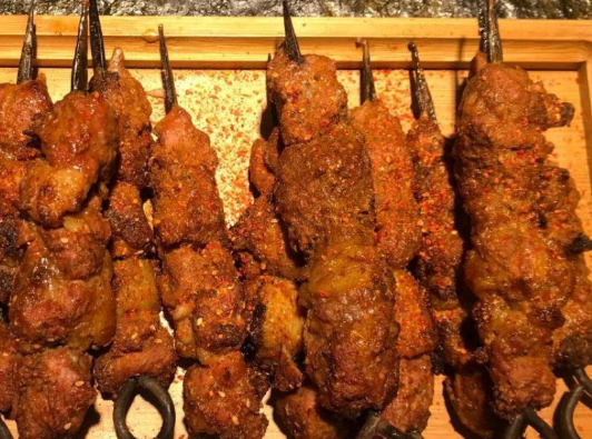 馕坑烤肉连锁