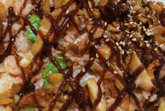 小馋猫烤肉拌饭
