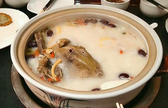 御膳宫药膳餐