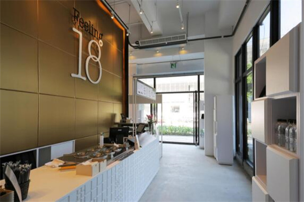 18度c奶茶产品 门店图片