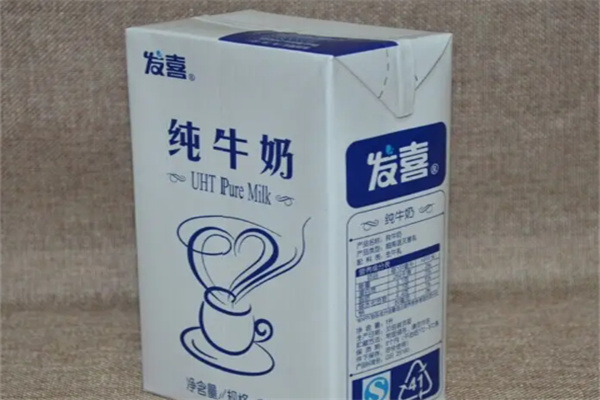 发喜牛奶产品 门店图片