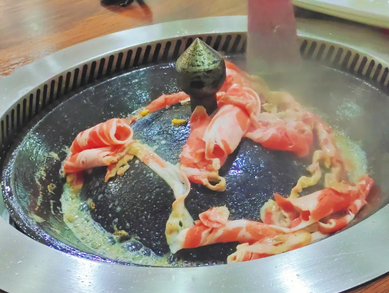 铁帽烤肉