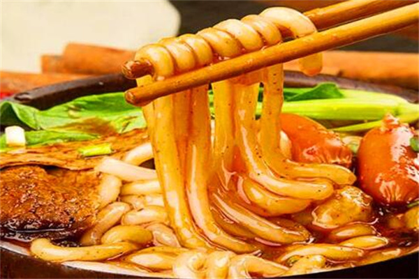 傻佬帽土豆粉产品 门店图片