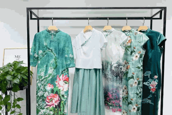 华姿韵女装产品 门店图片