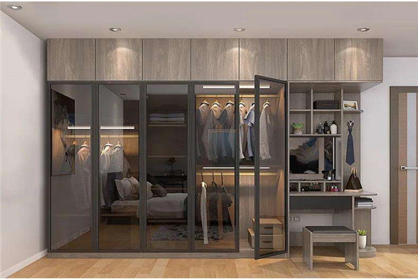 华瑞衣柜产品 门店图片