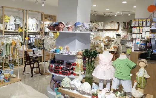 丽婴房母婴店
