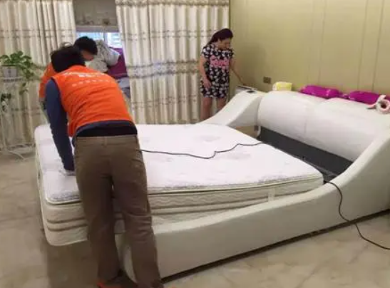 皇家特工家政服务