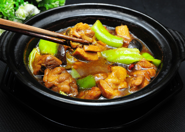 老友记黄焖鸡米饭