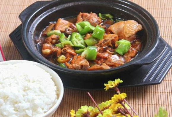 老友记黄焖鸡米饭