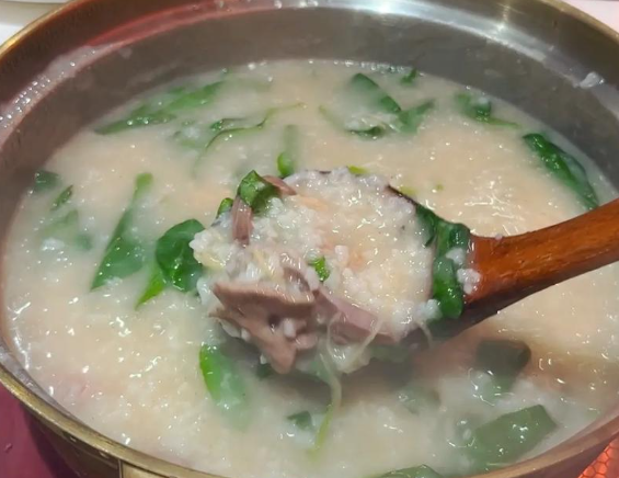 强叔现切猪杂粥