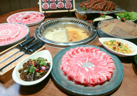快乐小羊火锅餐厅