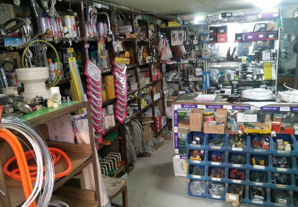 公牛五金店