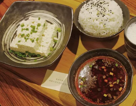 藤椒豆花饭