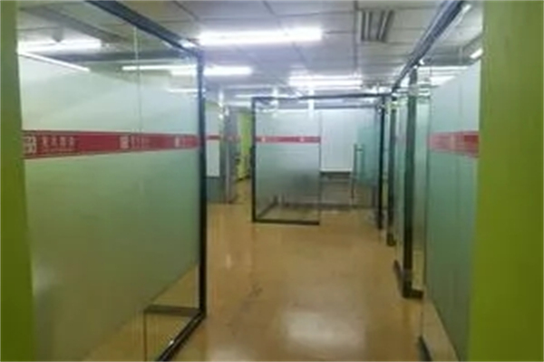 龙大教育产品 门店图片