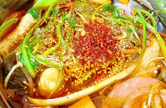 名佬麻辣烫