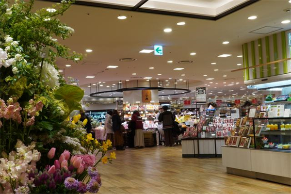 媛创优品百货店产品 门店图片