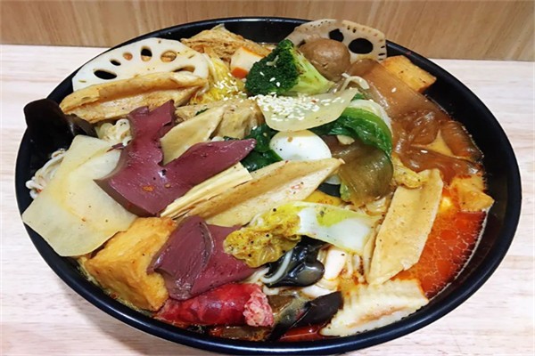 鼎味麻辣烫产品 门店图片