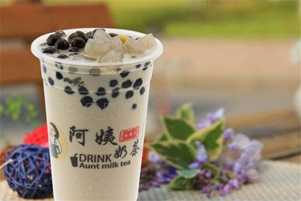 AY阿姨奶茶产品 门店图片