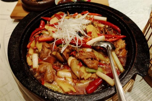 黄鼠狼黄焖鸡产品 门店图片