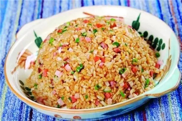 黑金香炒饭