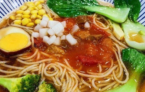 一酸一辣牛肉粉