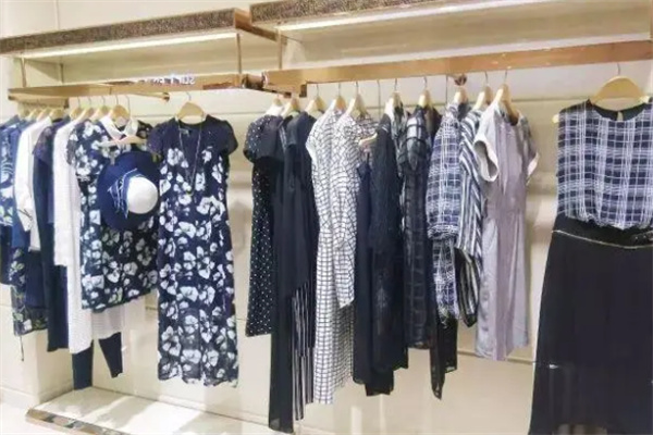 卓蔻兰女装产品 门店图片